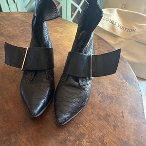 John Fluevog Ankle Boots size 7